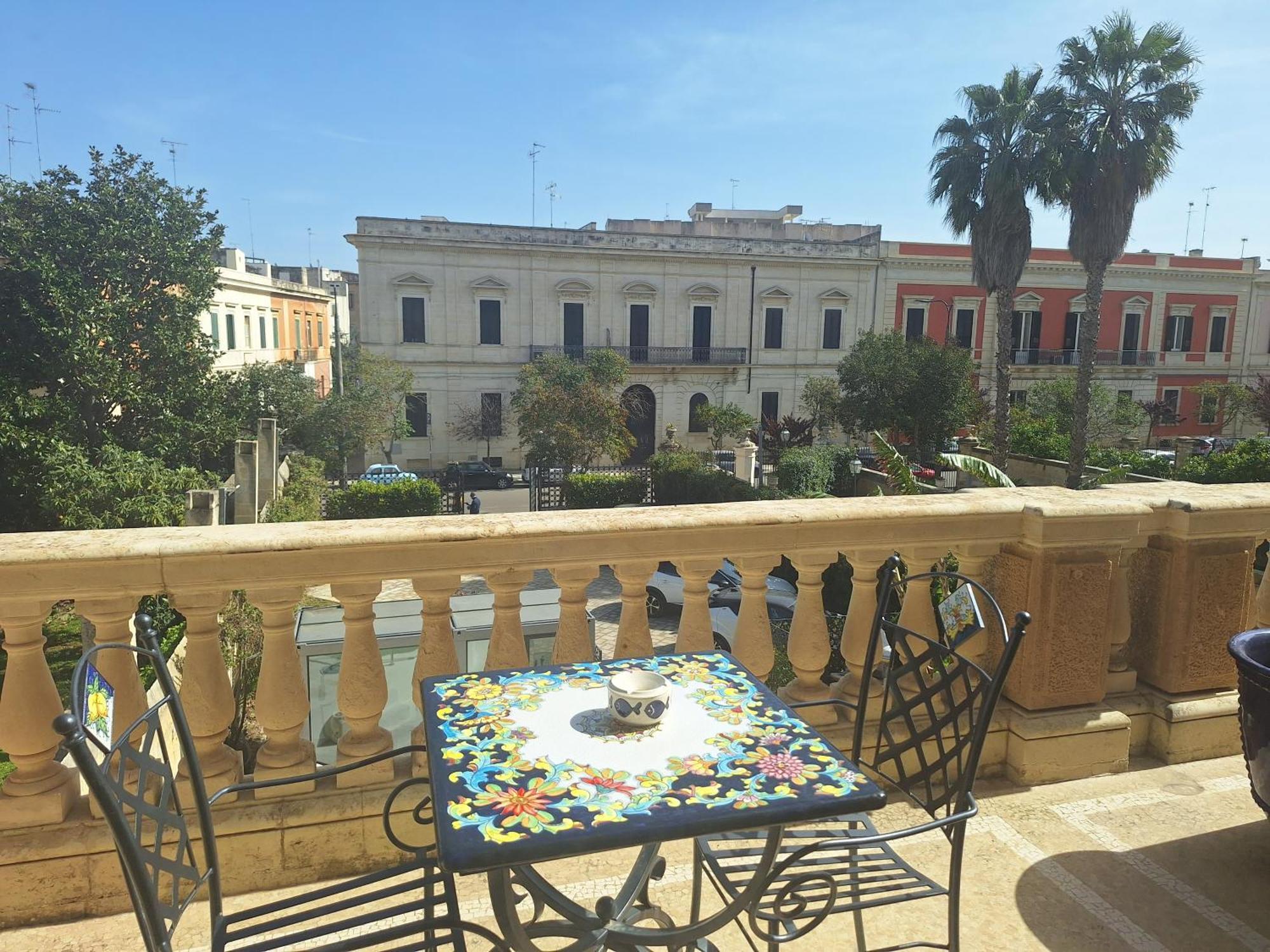 Dimora Charleston Lecce Parcheggio Privato In Loco Gratis Bed and Breakfast Værelse billede